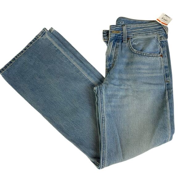 Etica Denim - Etica Straight leg distressed Jeans  w/ pleated waistband | Women 25, light wash